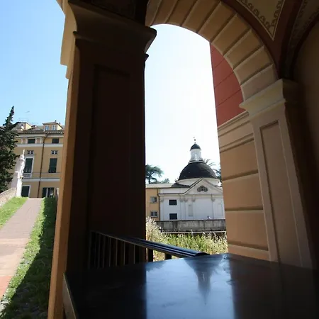 Palazzo Canepa - Appartamento C 아파트 세스트리레반떼